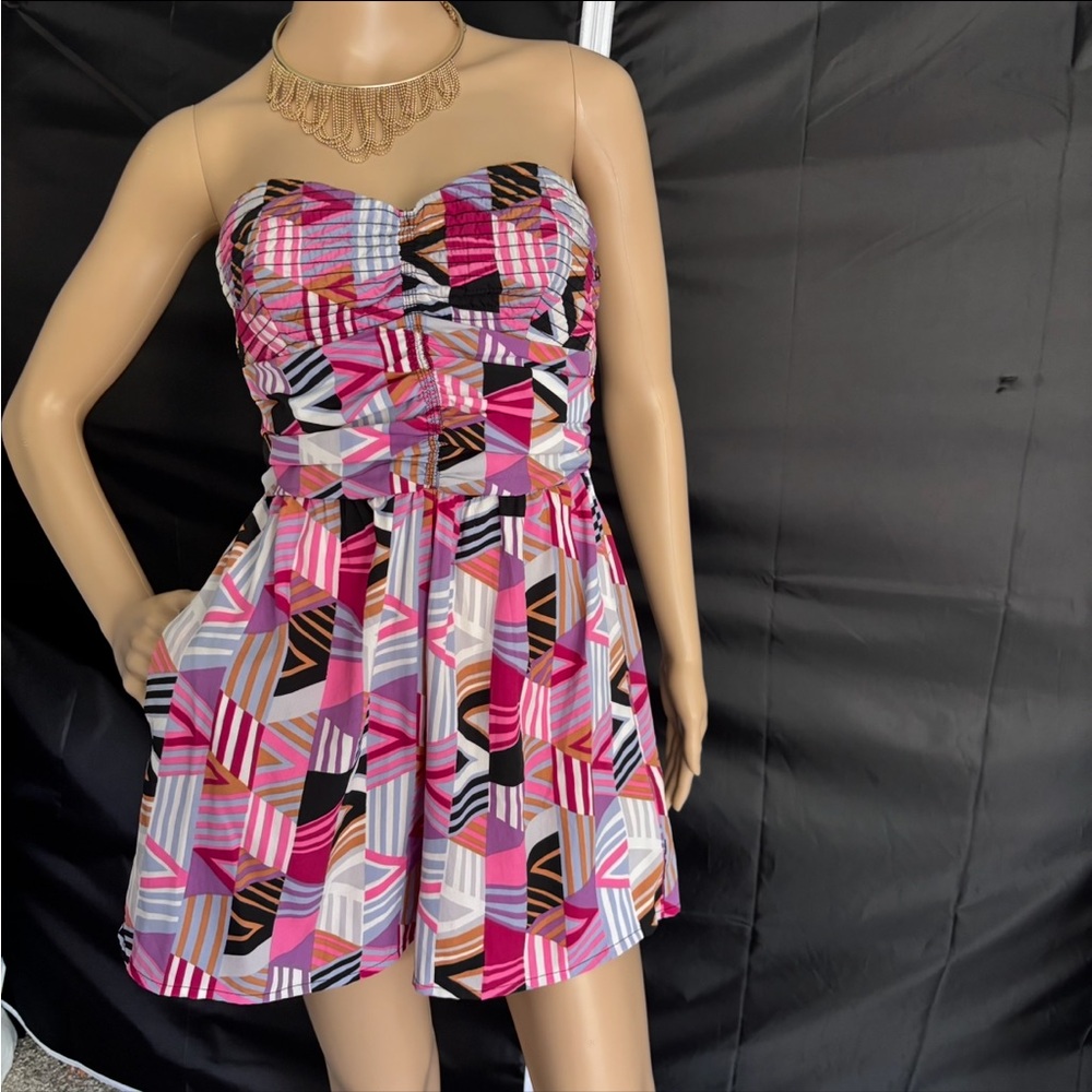 Bar III Pink and Black Strapless Jumpsuit Sweetheart Neckline And Side Pockets